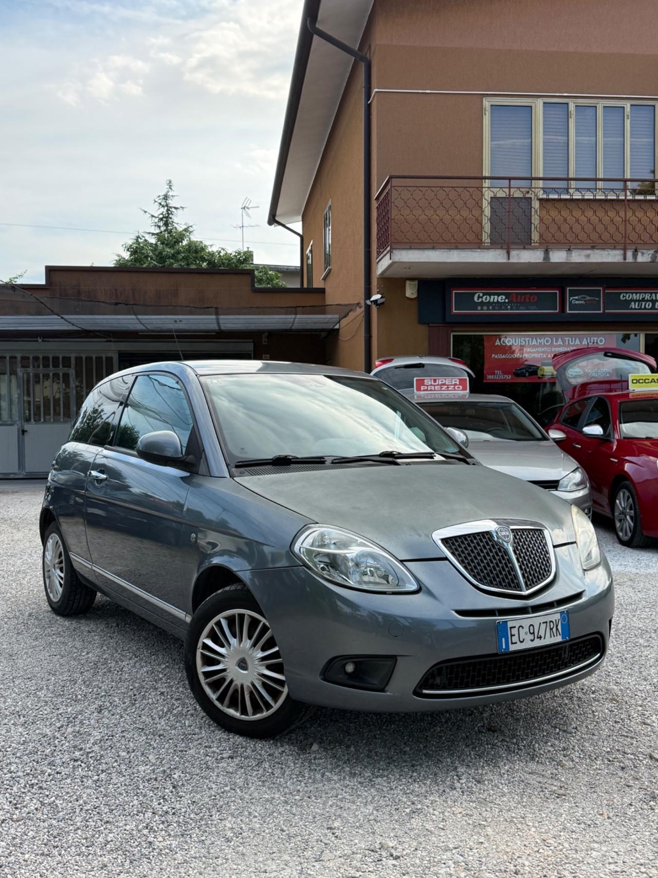 Lancia Ypsilon 1.2 Elle ok neopatentati
