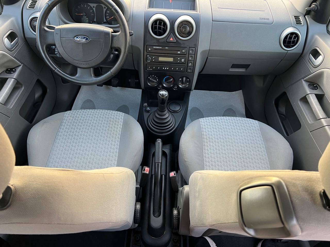 Ford Fiesta 1.2i 16V cat 5 porte Ambiente