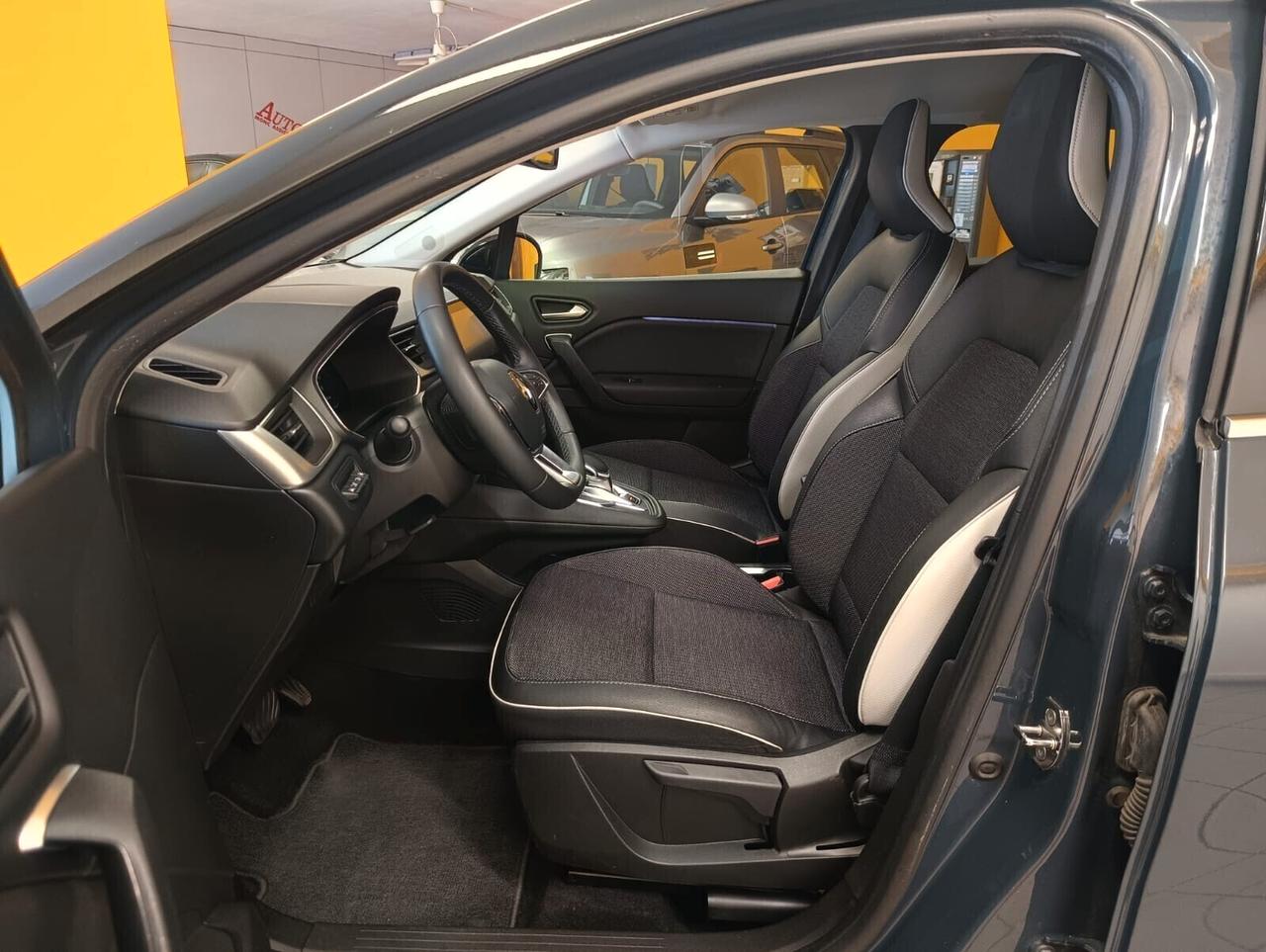 Renault Captur Plug-in Hybrid E-Tech 160 CV Intens