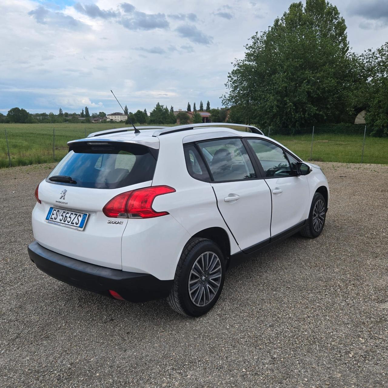Peugeot 2008 1.2 VTi 82CV Access