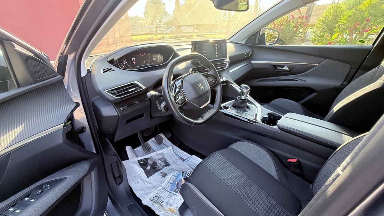 Peugeot 3008 BlueHDi 130 S&S Allure Pack