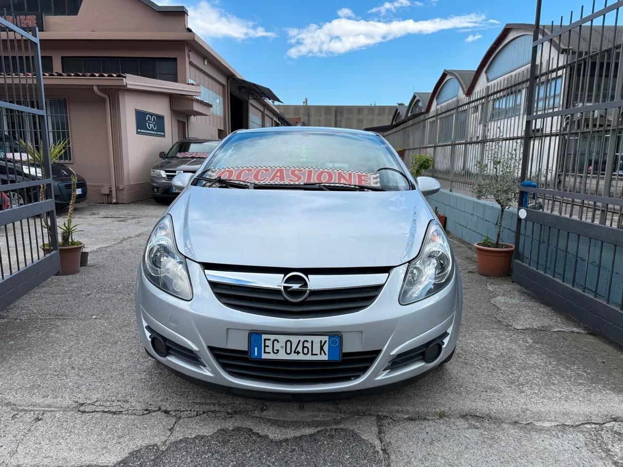 Opel CORSA 1.2 5 PORTE Club