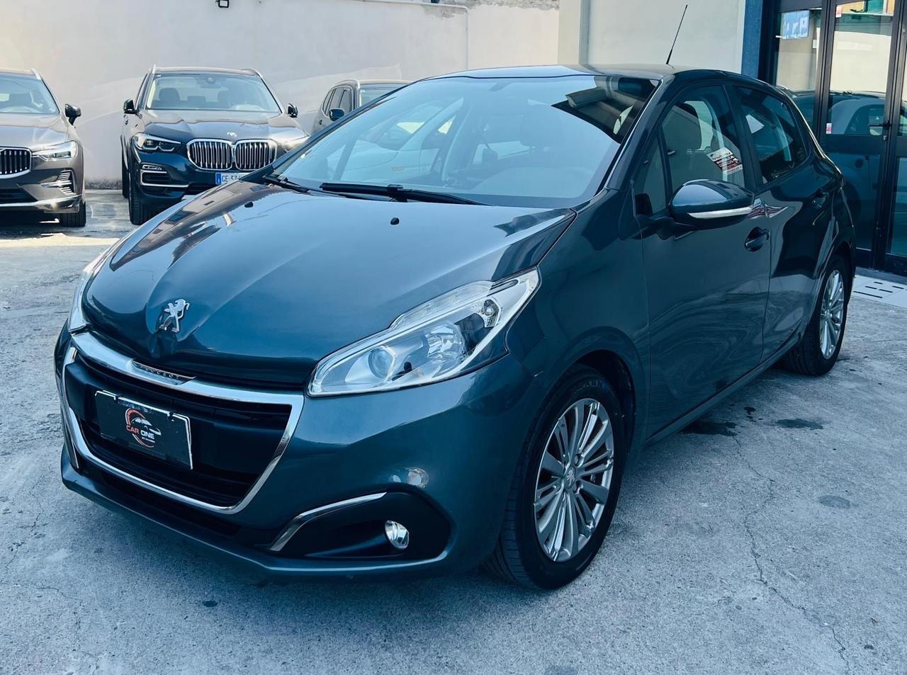 Peugeot 208 PureTech 82 5 porte Allure