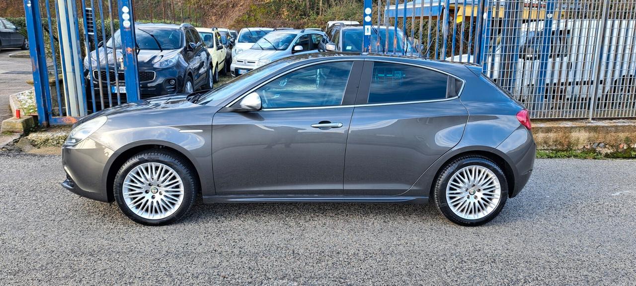 Alfa Romeo Giulietta 2.0 JTDm-2 140 CV Distinctive