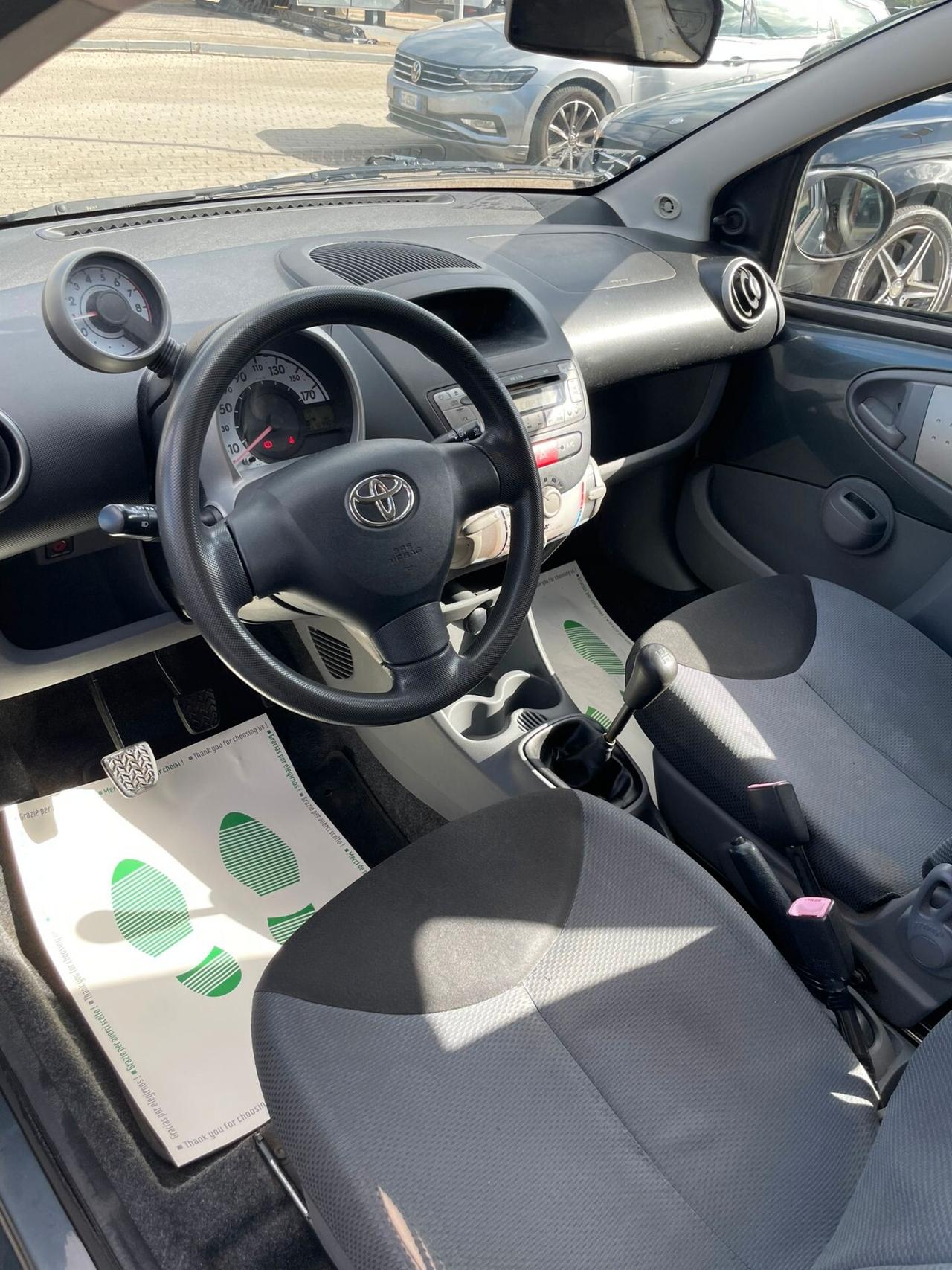 Toyota Aygo 1.0 12V VVT-i 3 porte Sol