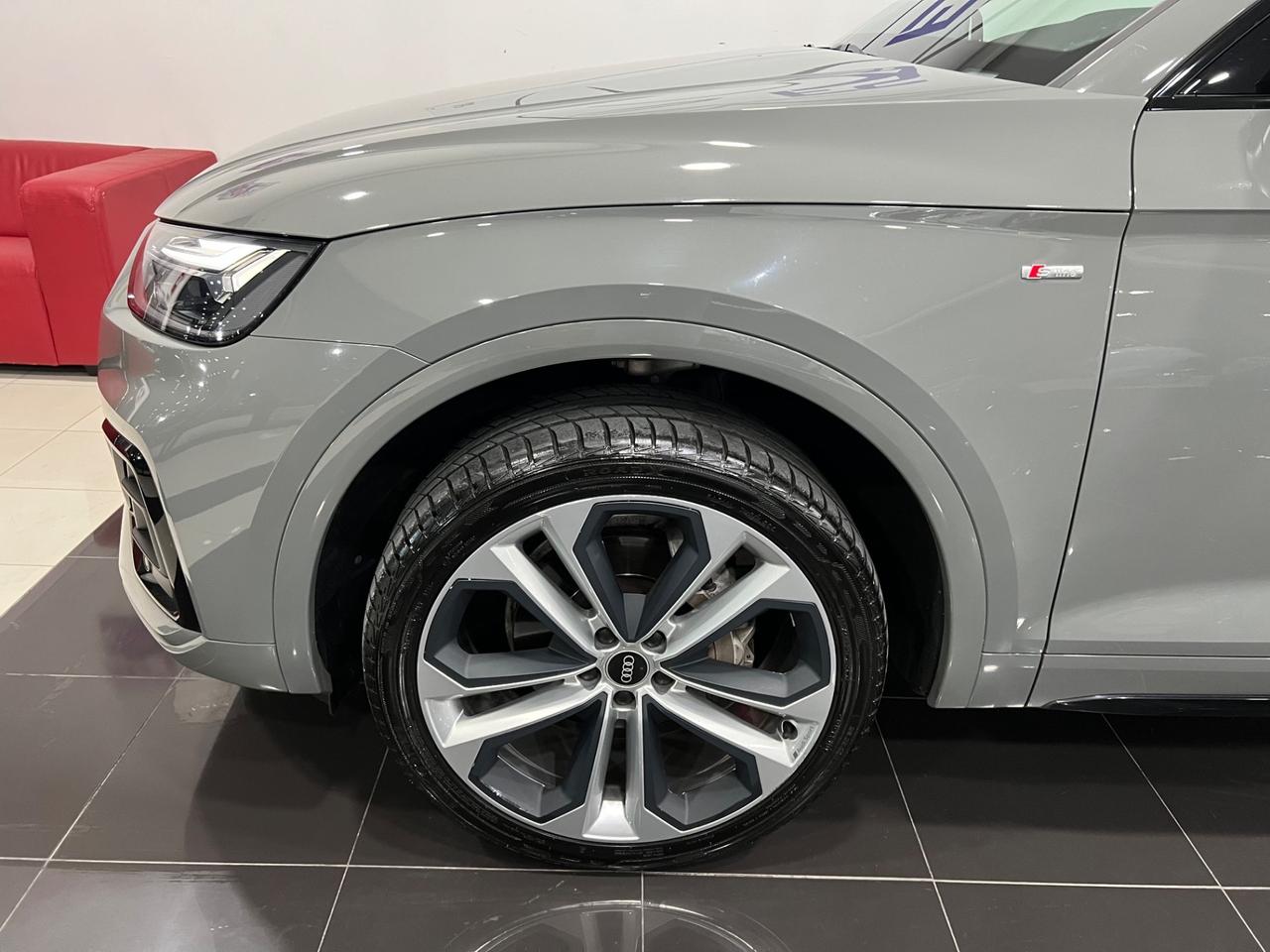 Audi Q5 SPB 40 2.0 TDI mhev STronic SLine Edition Quattro 204 cv