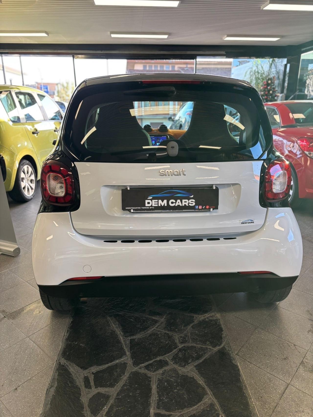 Smart ForTwo 1000 52 kW MHD coupé passion PERFETTA