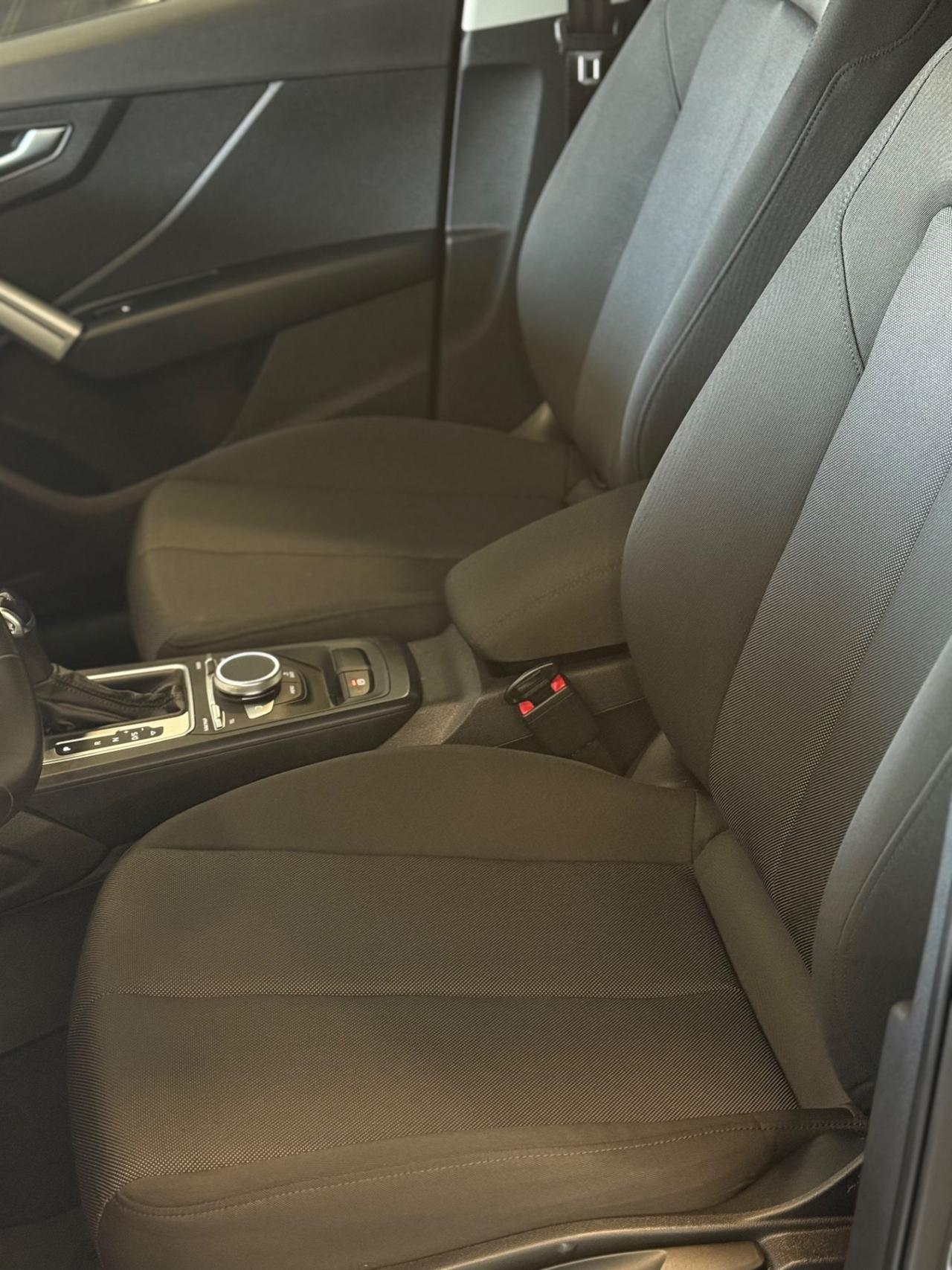 Audi Q2 35 TDI quattro S tronic line Edition