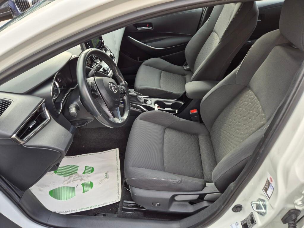 Toyota Corolla 1.8 Hybrid Business