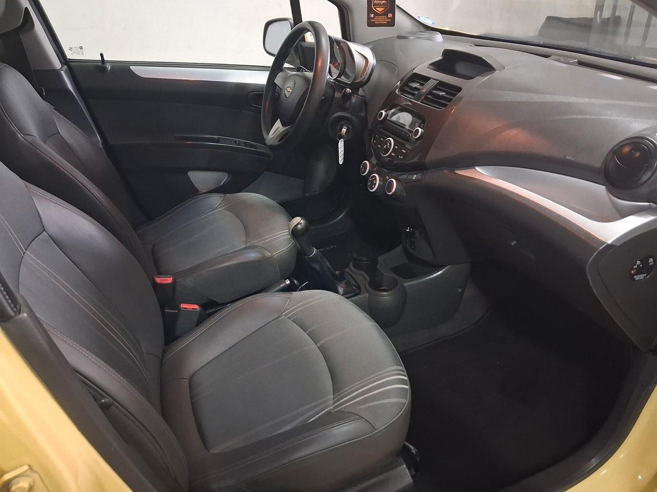 Chevrolet Spark 1.0 gpl 2014 unico prop