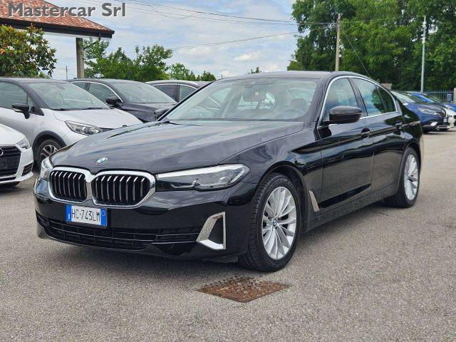 BMW 520 Serie 5 G30 2020 Berlina 520d mhev 48V Luxury auto