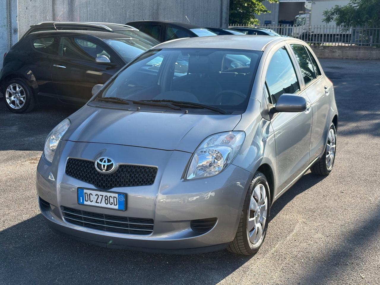 Toyota Yaris 1.3 5 porte Sol