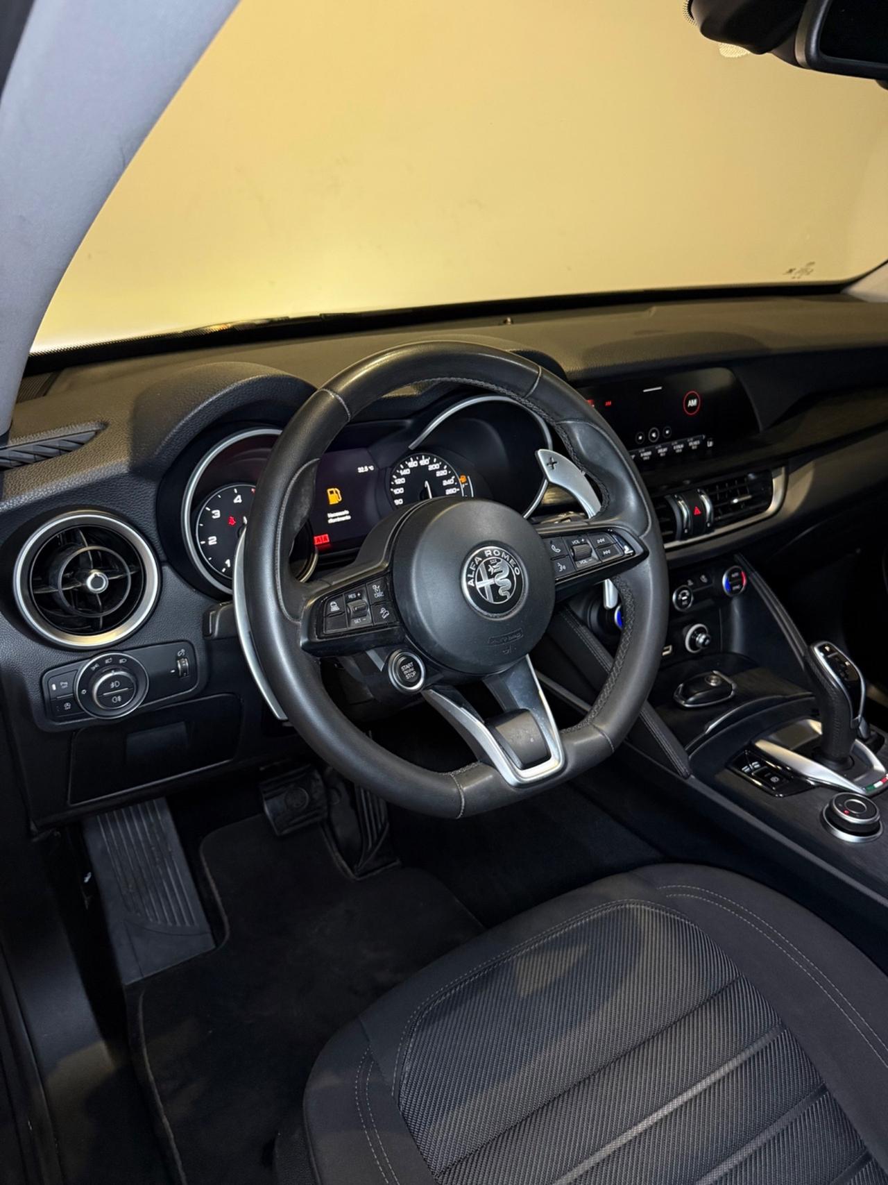 Alfa Romeo Stelvio 2.2 Turbodiesel 190 CV AT8 Q4 Business