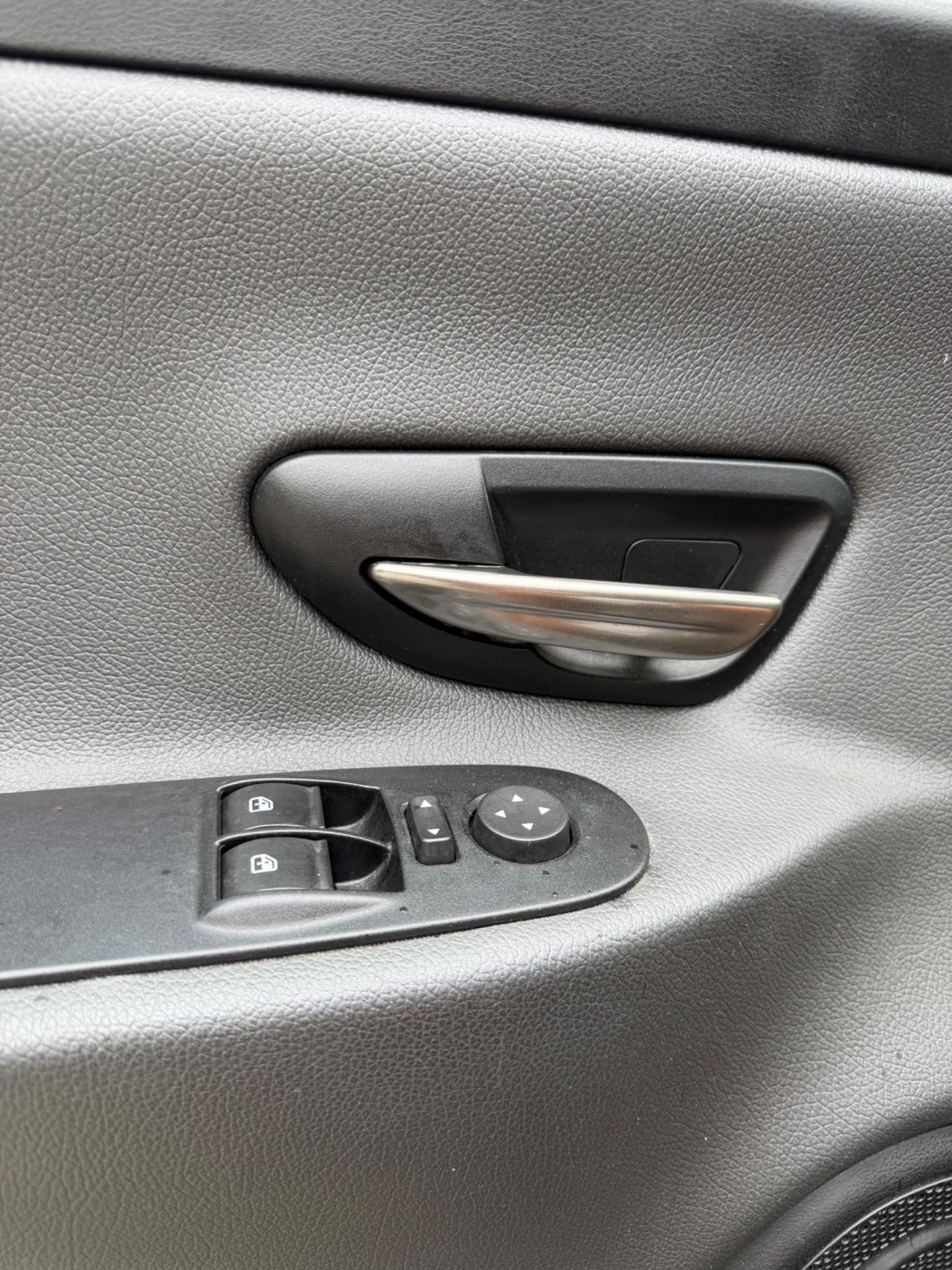 Lancia Ypsilon 1.2 Neopatentati Euro 6