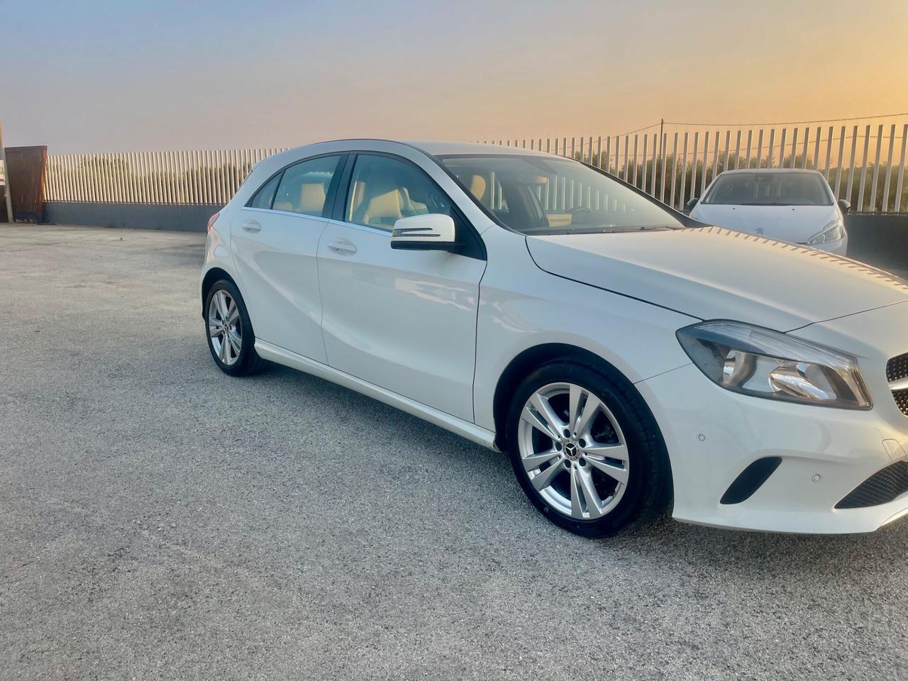 MERCEDES A 180 CDI 110CV SPORT EDITION FULL MY17