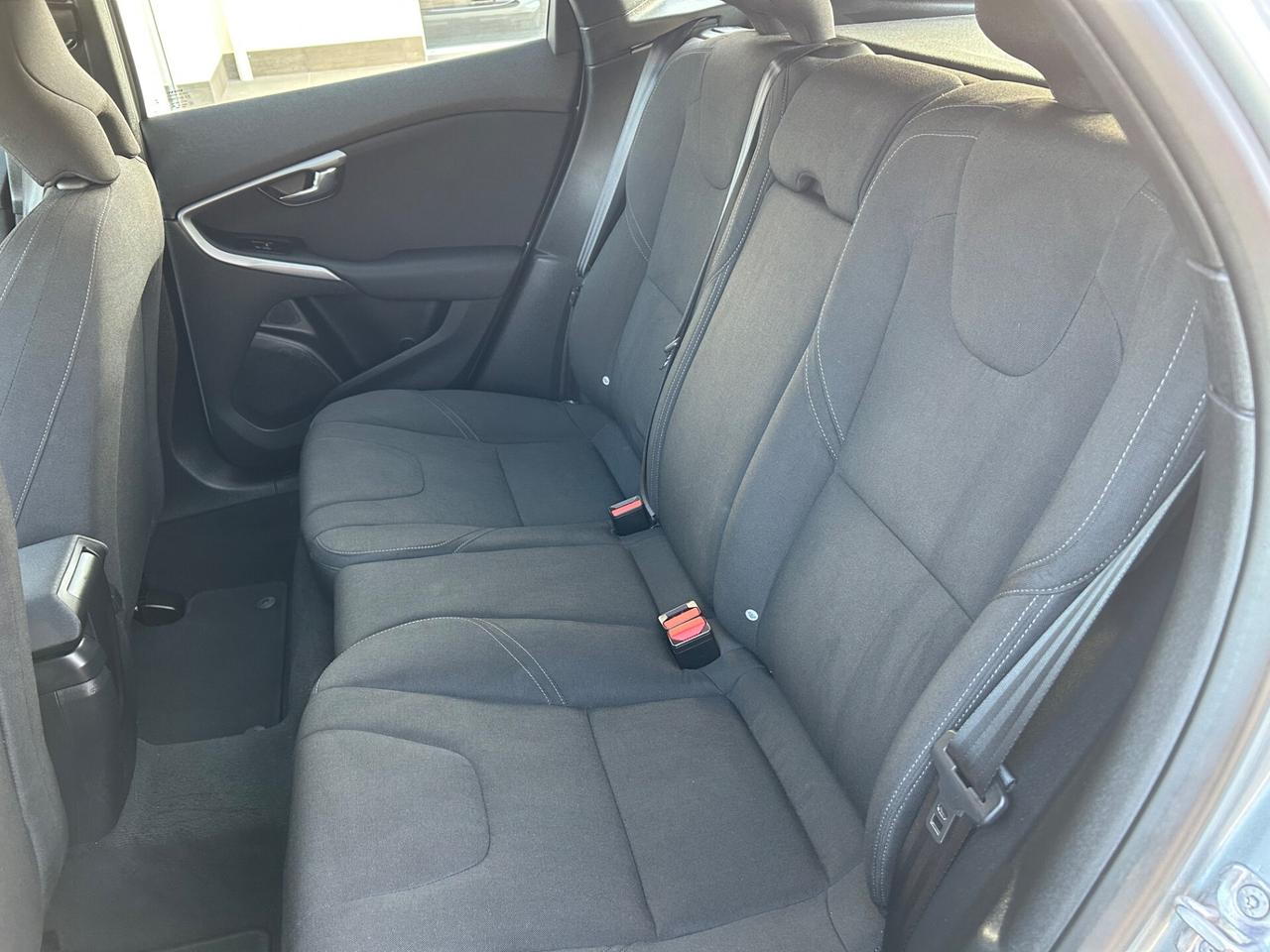 Volvo V40 Cross Country D2 1.6 Momentum