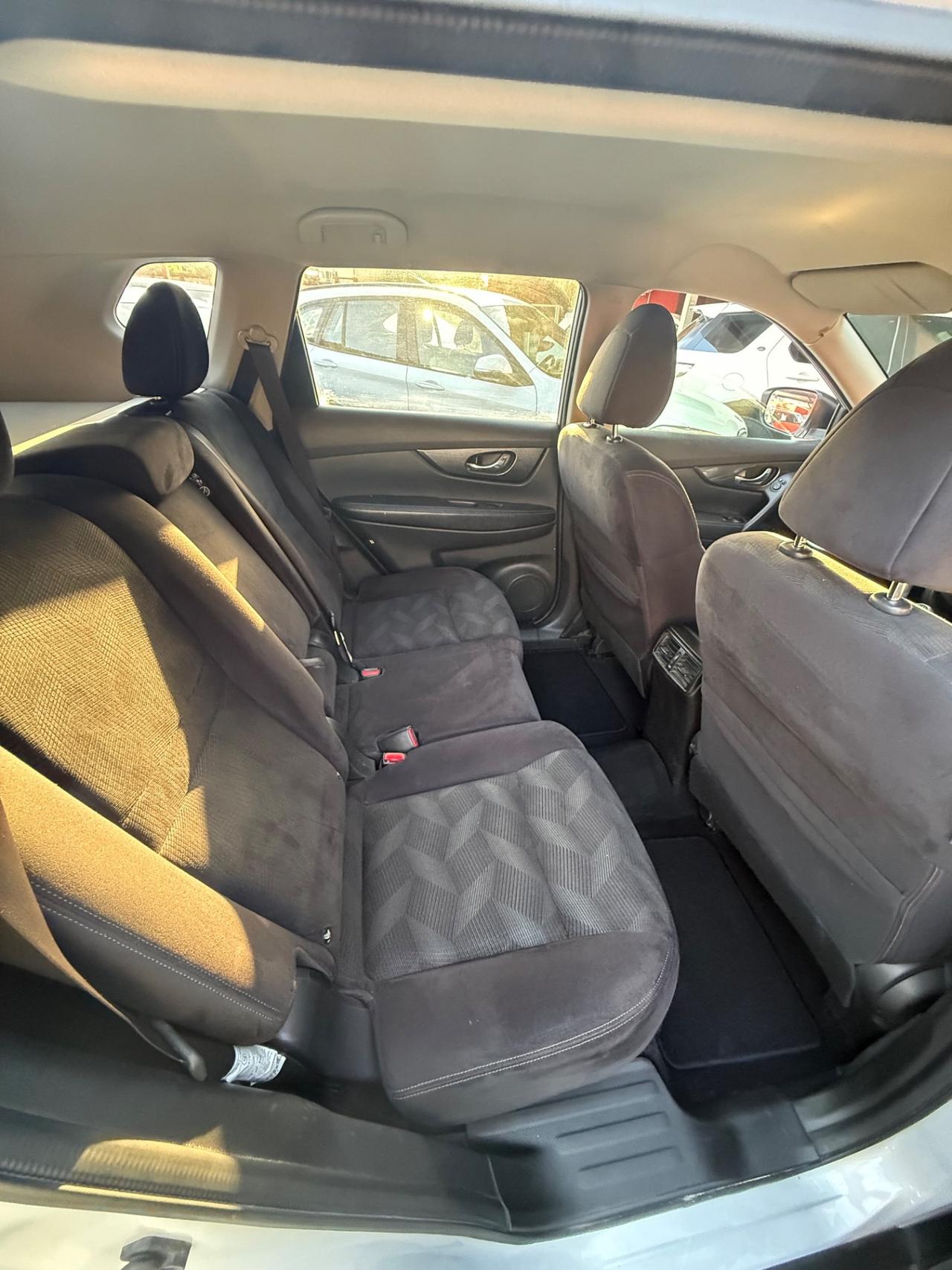 X-Trail 1.6 dCi 2WD Tekna-unipro-rate-garanzia -