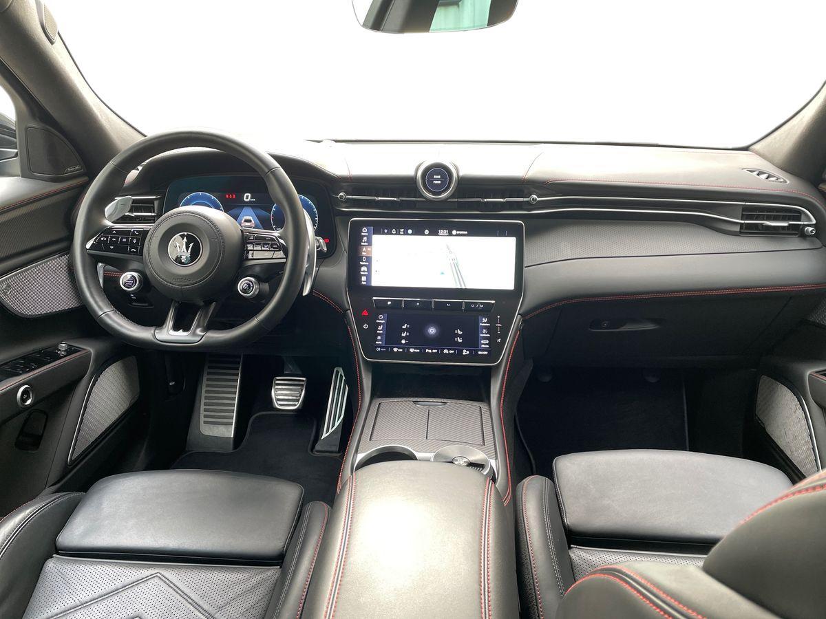 MASERATI Grecale 3.0 V6 Trofeo 530cv auto