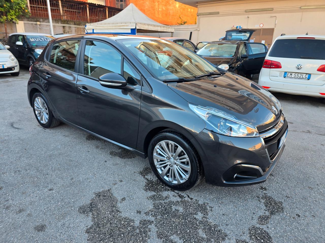 Peugeot 208 PureTech 82 5 porte Allure