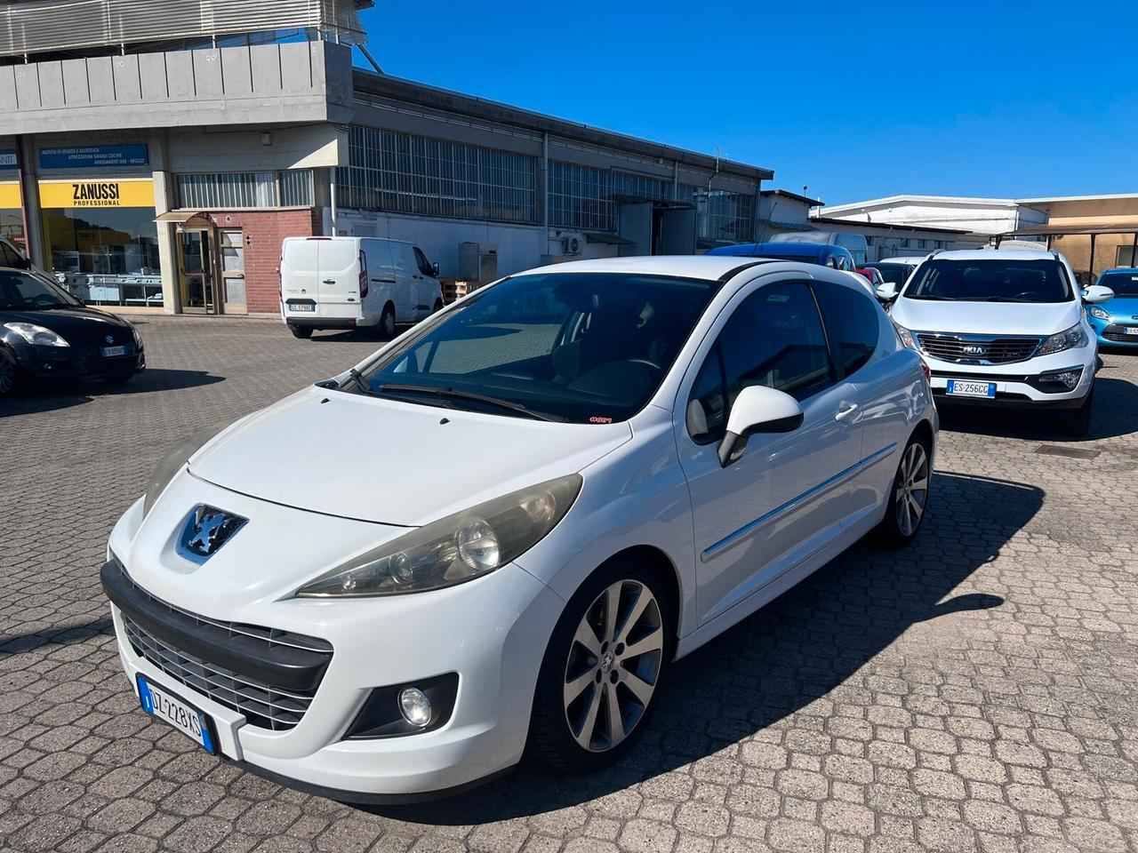 Peugeot 207 1.6 THP 156CV 3p. Féline