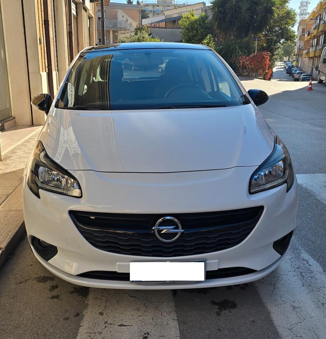 Opel Corsa 1.4 90 cv GPL Tech 5 porte b-Color