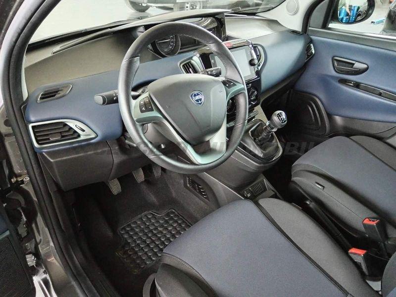 Lancia Ypsilon Ypsilon 1.0 firefly hybrid Platino s&s 70cv
