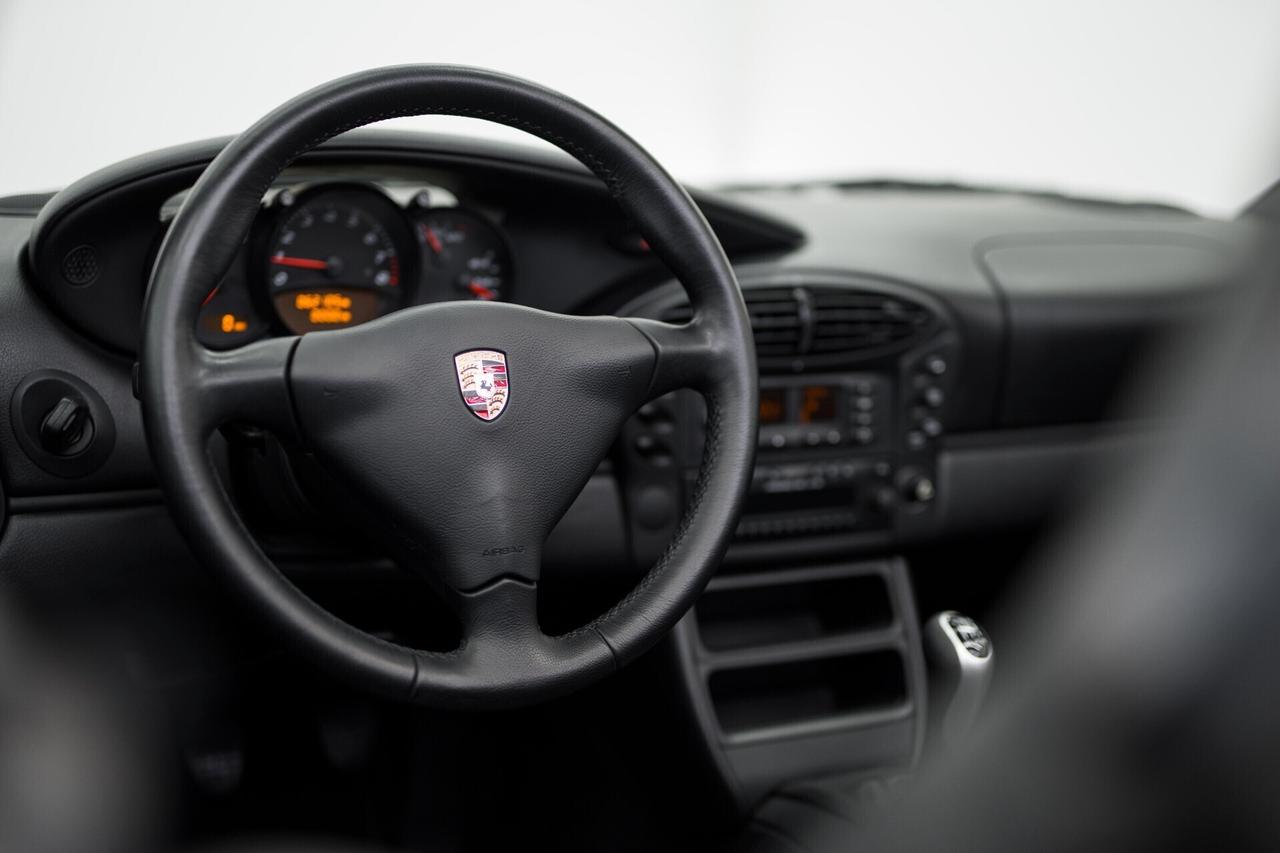 Porsche Boxster 2.7i 24V cat