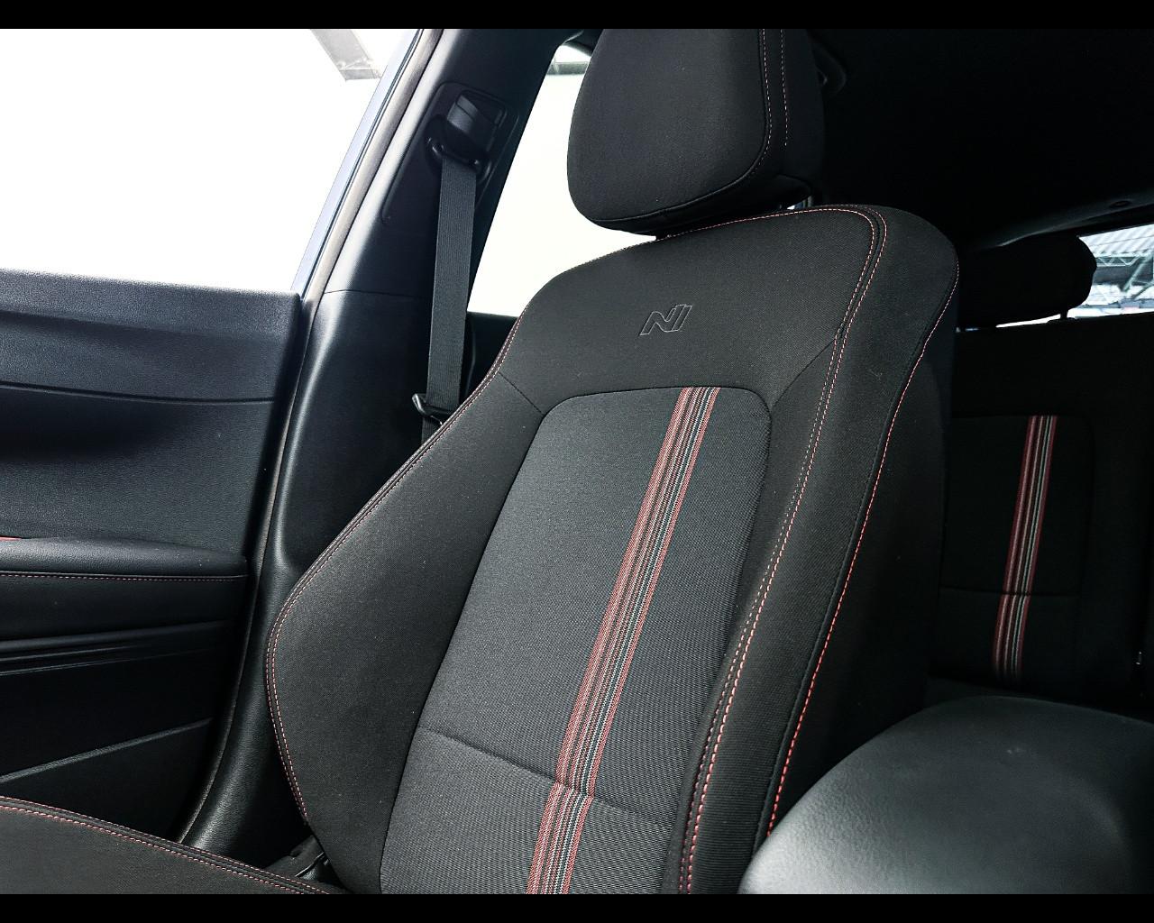 HYUNDAI I20 PE MY25 1.0T MT NLINE CARBON