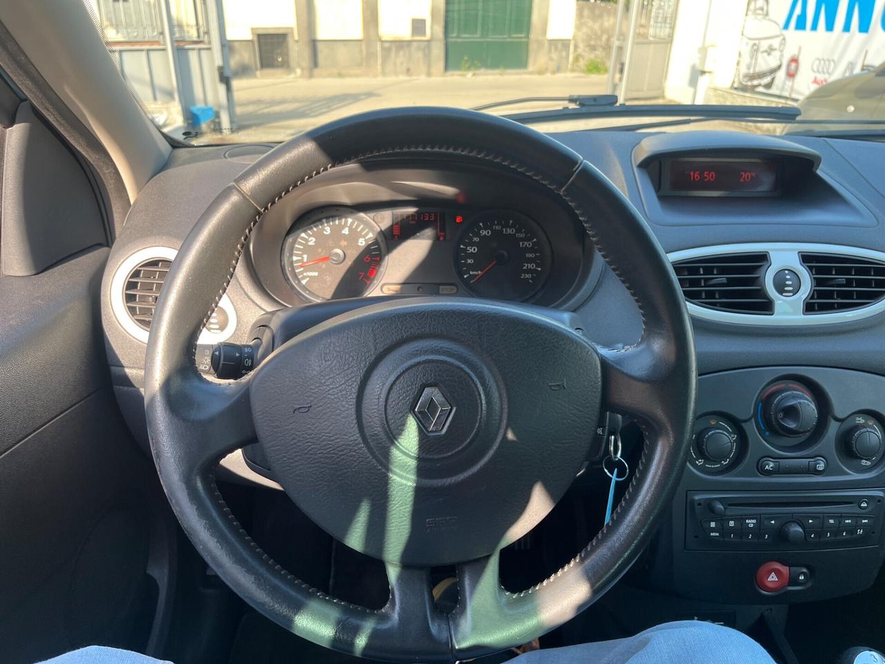 !PERFETTA! Renault Clio 1.2 16V 5 porte Yahoo!