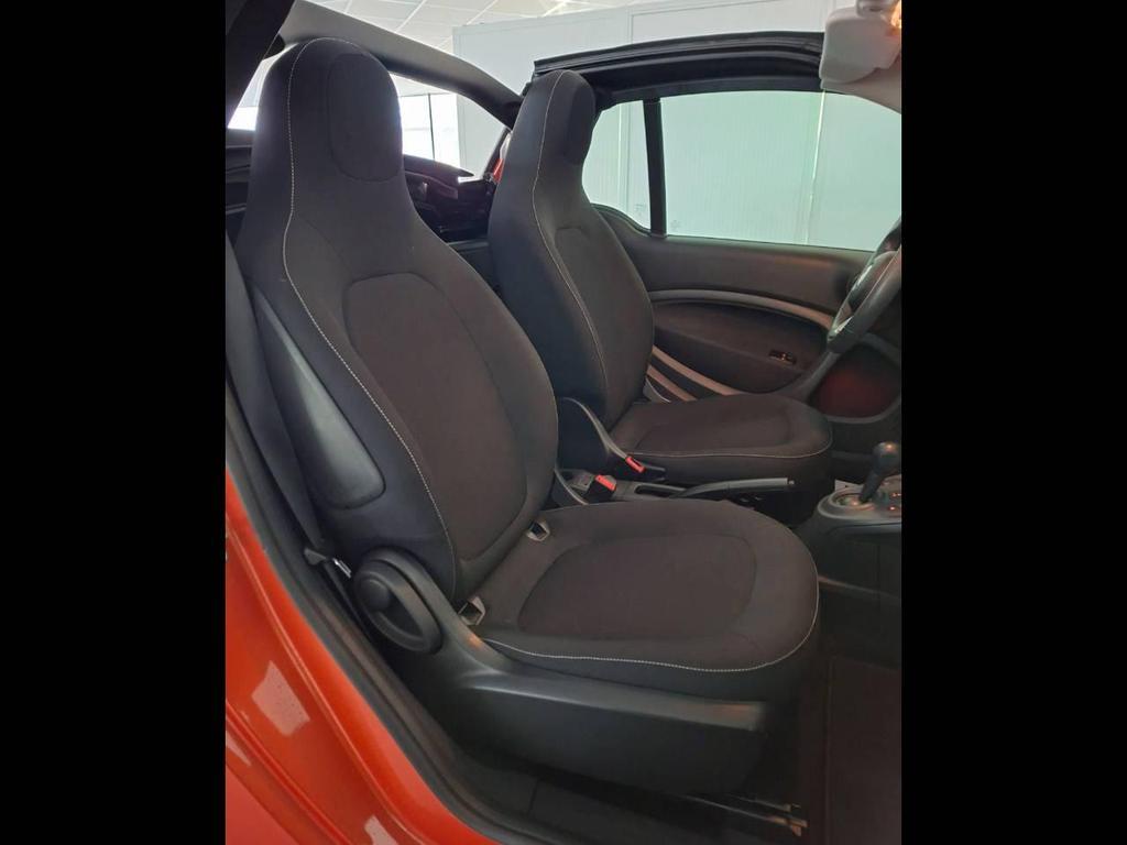Smart fortwo cabrio 0.9 Turbo Radical twinamic