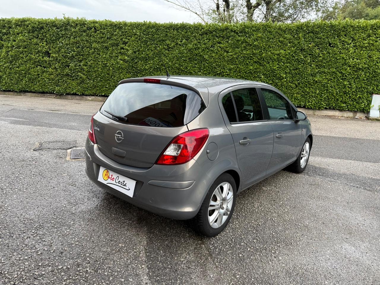 Opel Corsa 1.2 5 porte Elective NEOPATENTATI