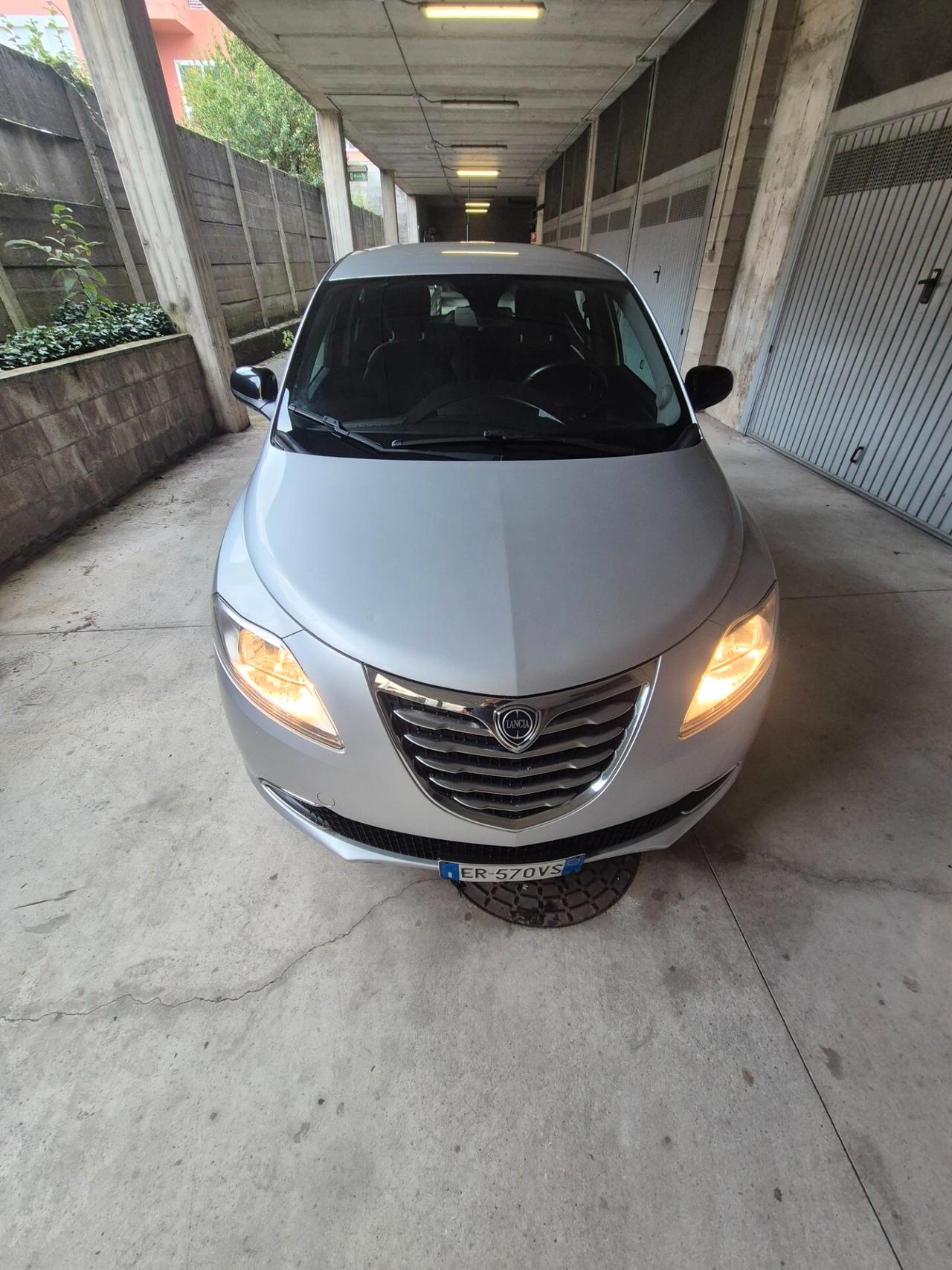 YPSILON BENZINA/METANO ECOCHIC GOLD