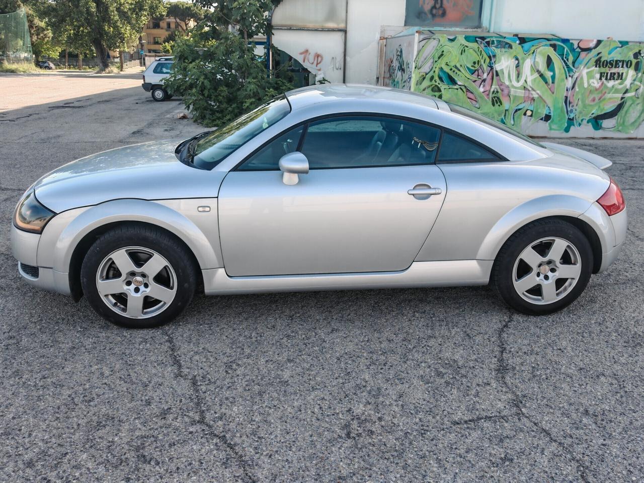 Audi TT 1.8 20V 180CV IMMATRICOLAZIONE COMPRESA PREZZO NON TRATTABILE .