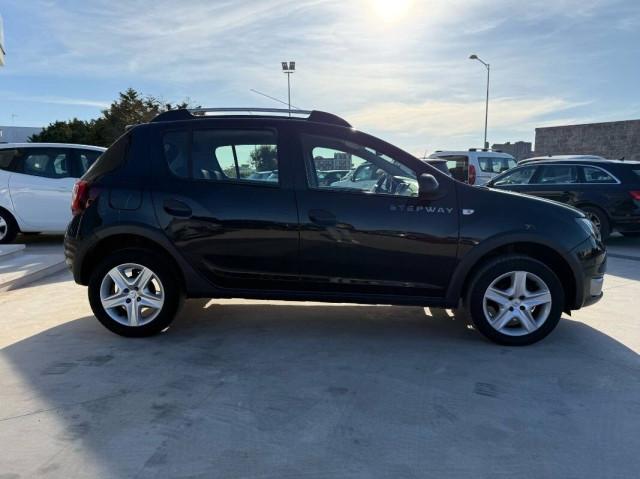 Dacia Sandero 0.9 tce (prestige) Gpl s&s 90cv