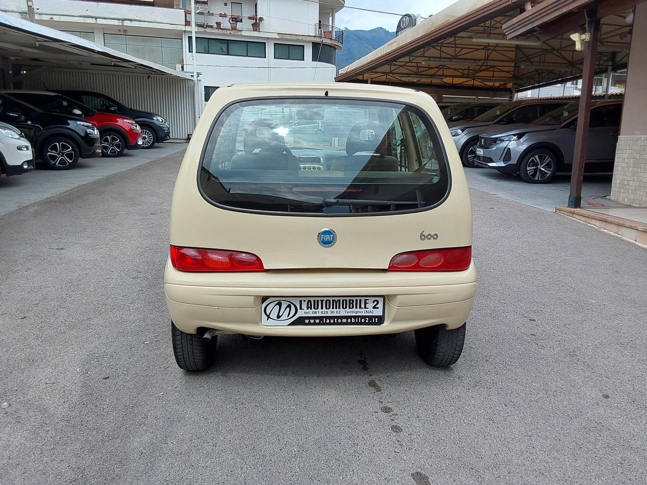 Fiat 600 1.1 Active