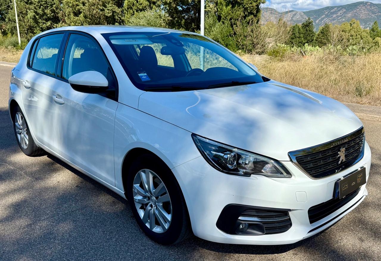 Peugeot 308 BlueHDi 130 S&S Business
