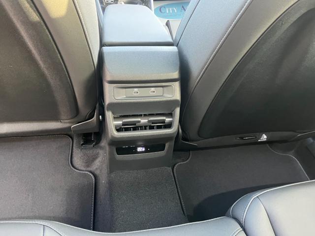 AUDI Q3 2.0 tfsi S line quattro 265cv s-tronic Km 0