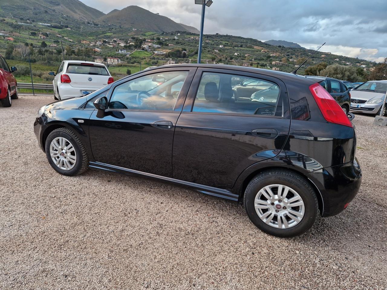 Fiat Punto 1.3 MJT II S&S 85 CV 5 porte ECO Young