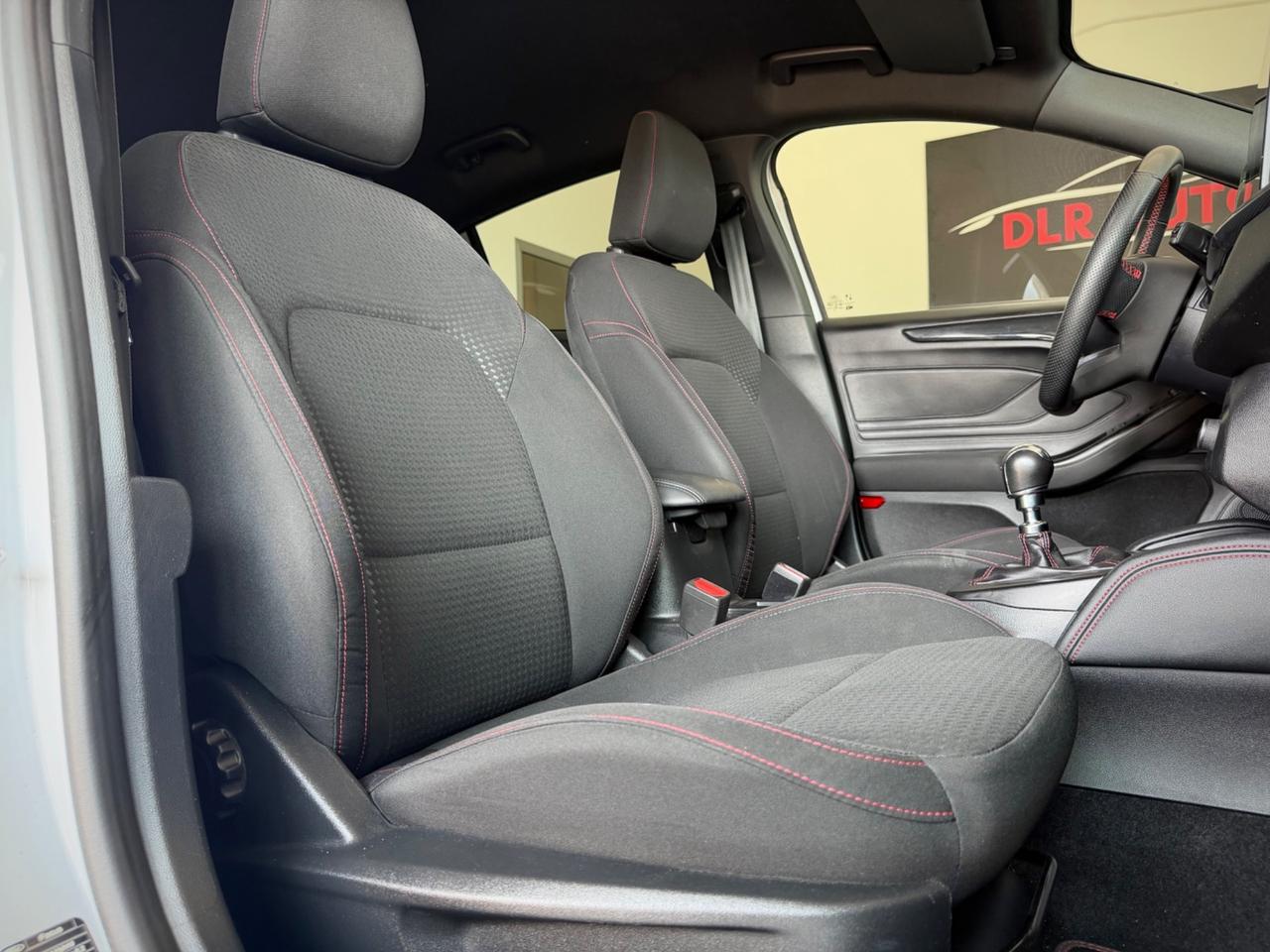 Ford Focus 1.0 EcoBoost Hybrid 125 CV ST Line X