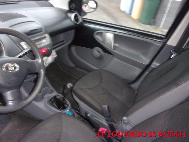 TOYOTA Aygo 1.0 12V VVT-i 5 porte Now Connect