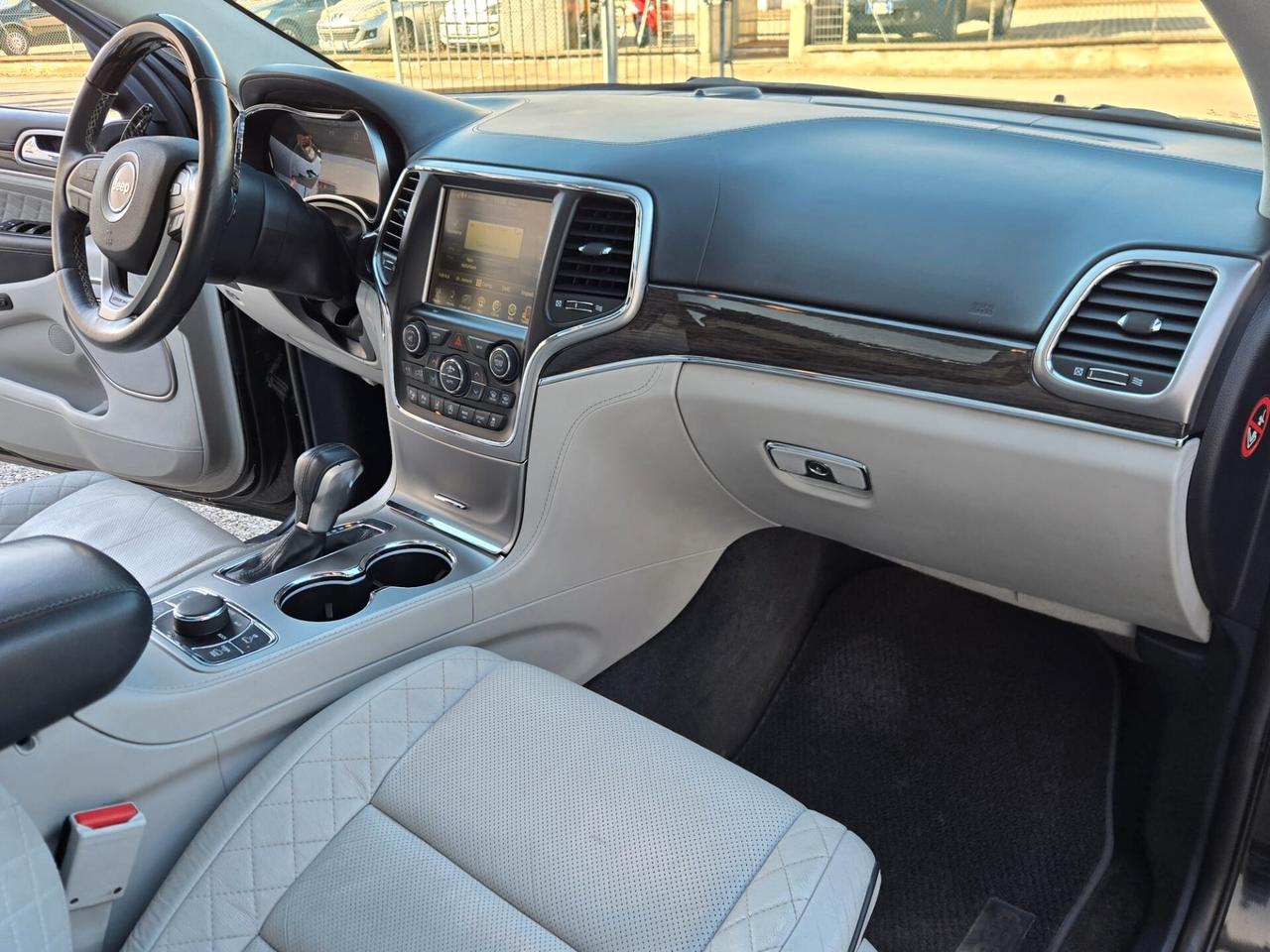 Jeep Grand Cherokee 3.0 V6 CRD 250 CV Summit