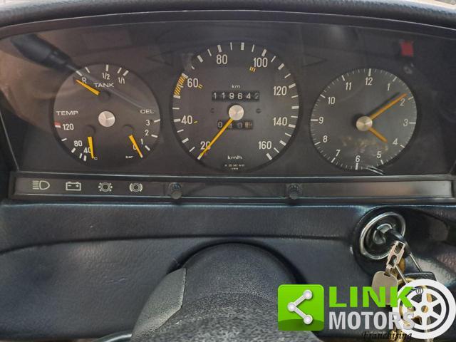 MERCEDES-BENZ 200 W123