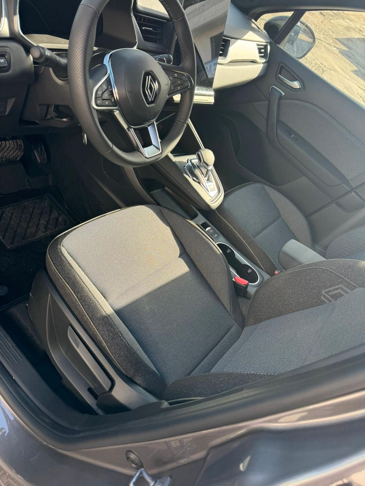 Renault Captur 1.3 mild hybrid Techno 160cv