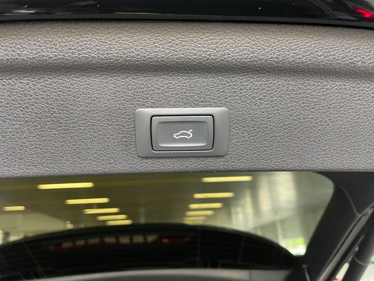 Audi Q3 Sportback 45 TFSI e S tronic Line Black Tetto