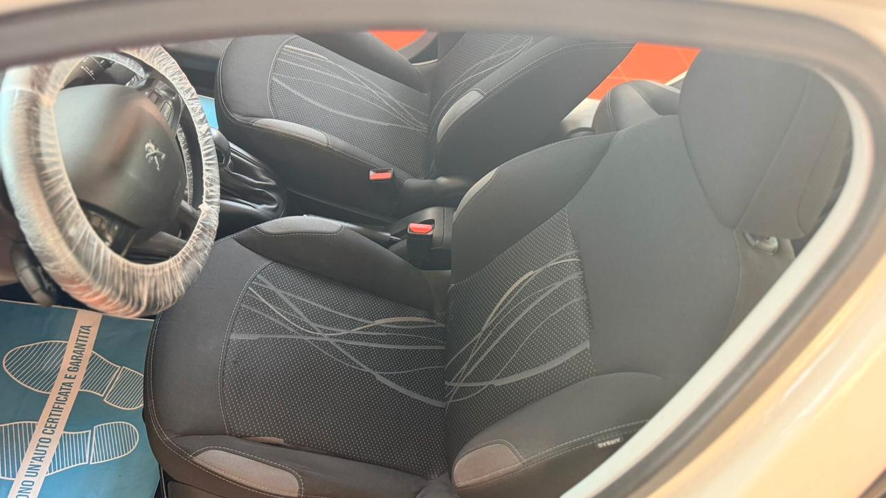 Peugeot 208 1.2 VTi 82 CV 5 porte Active