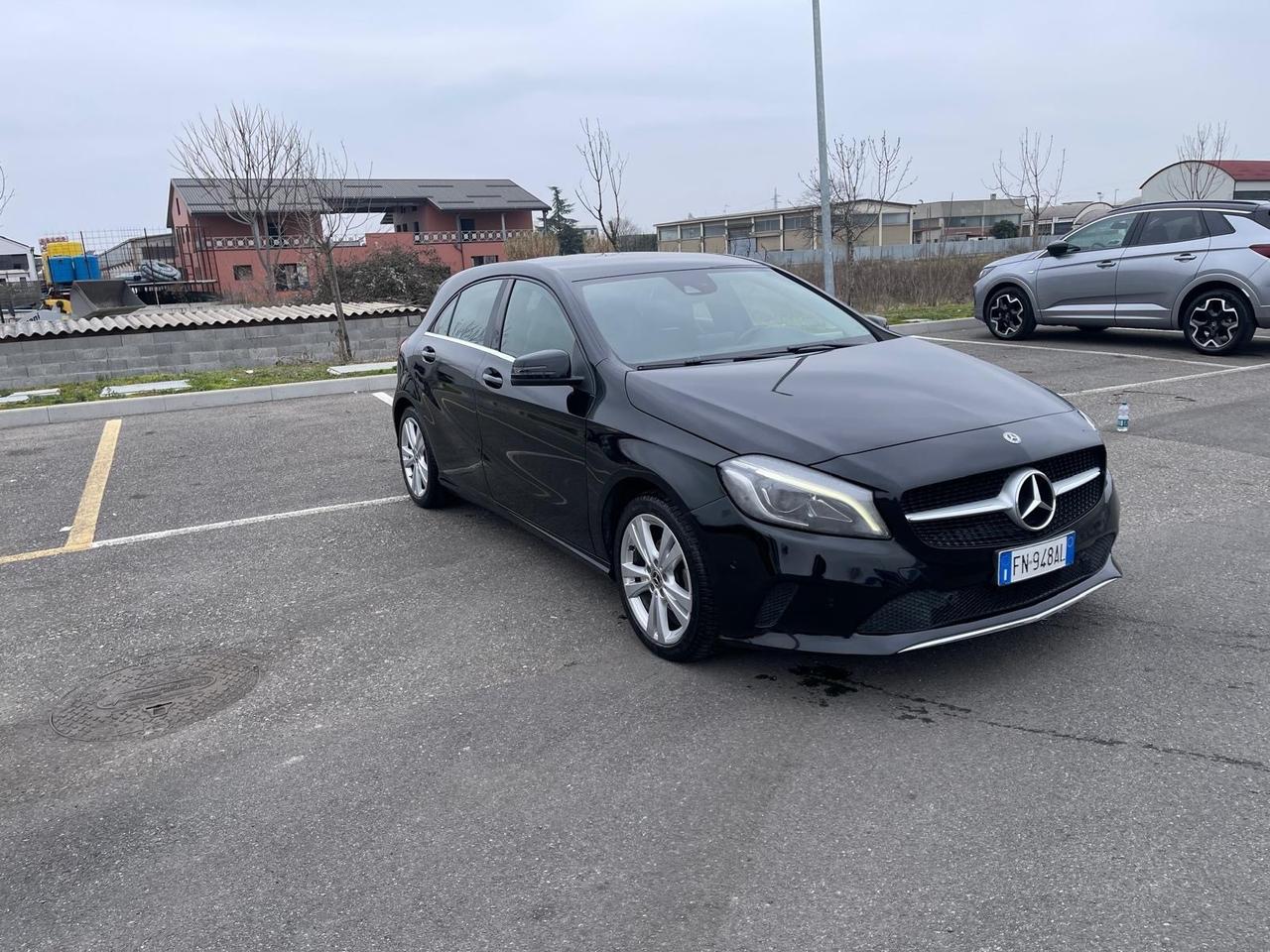 Mercedes-benz A 180 A 180 d Automatic Premium