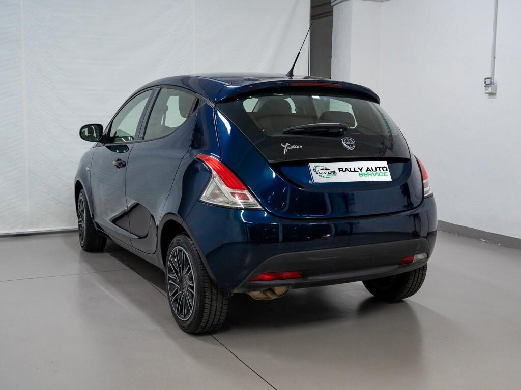 Lancia Ypsilon 1.2 69 CV GPL Ecochic Elefantino Blu 5 porte
