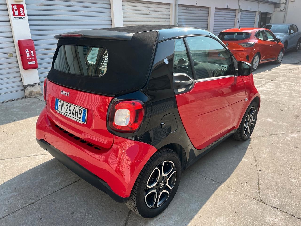 Smart ForTwo 70 1.0 CABRIO Passion OK NEOPATENTATI