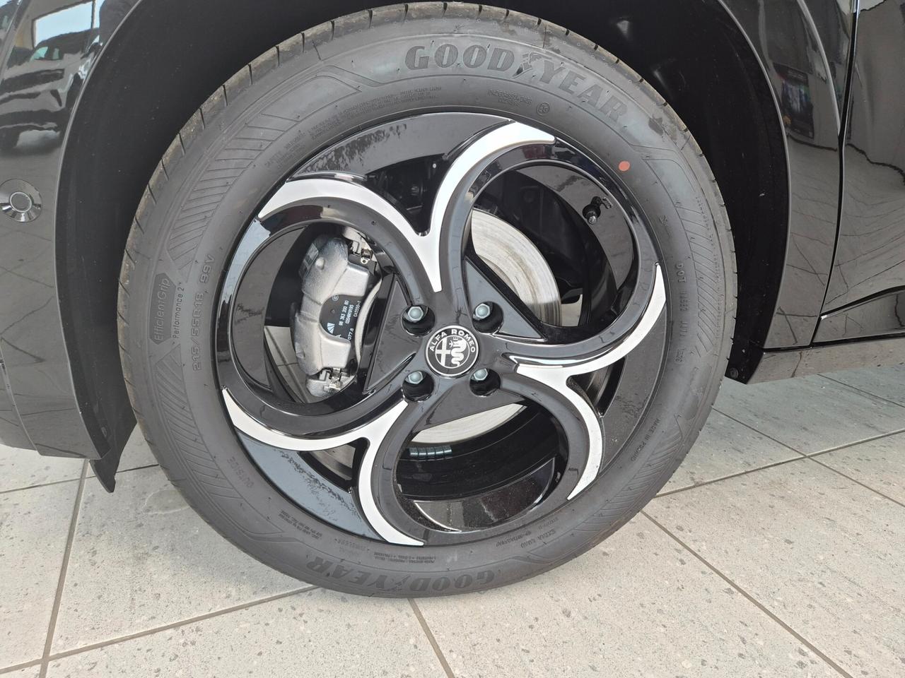 Alfa Romeo Junior 1.2 145 CV Hybrid eDCT6 Ti