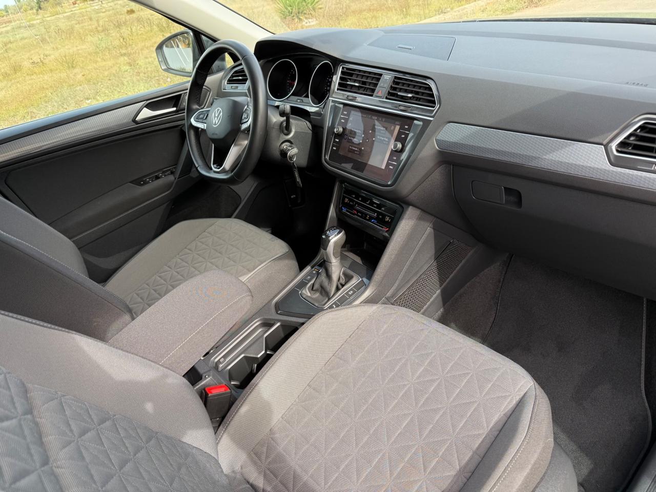 Volkswagen Tiguan 2.0 TDI 150 CV SCR DSG R-Line